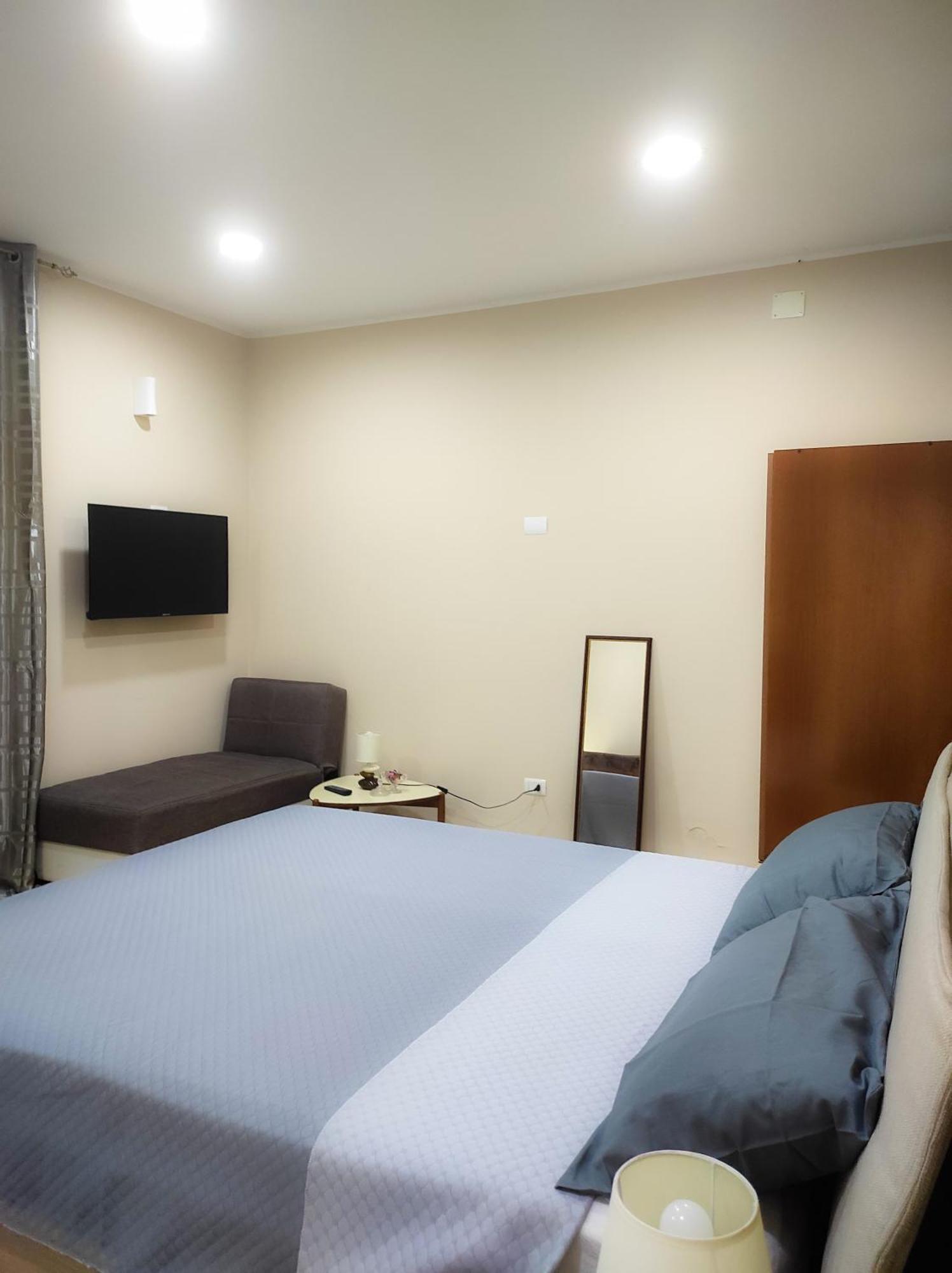 76 Avenue Suites Wi-Fi - Shuttle Reggio Calabria Exterior foto